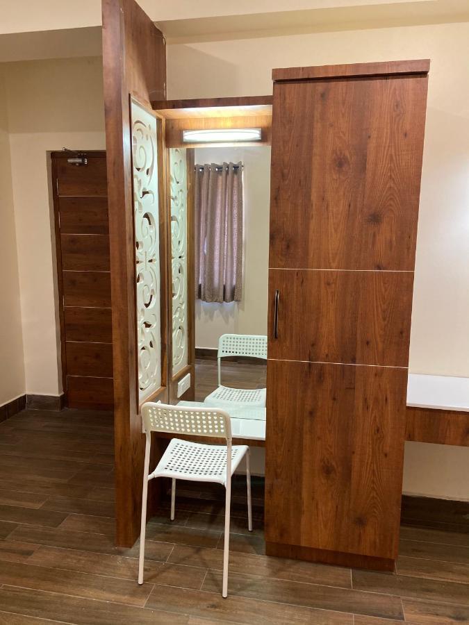 Le Shiv Executive Suite Theni Exterior photo