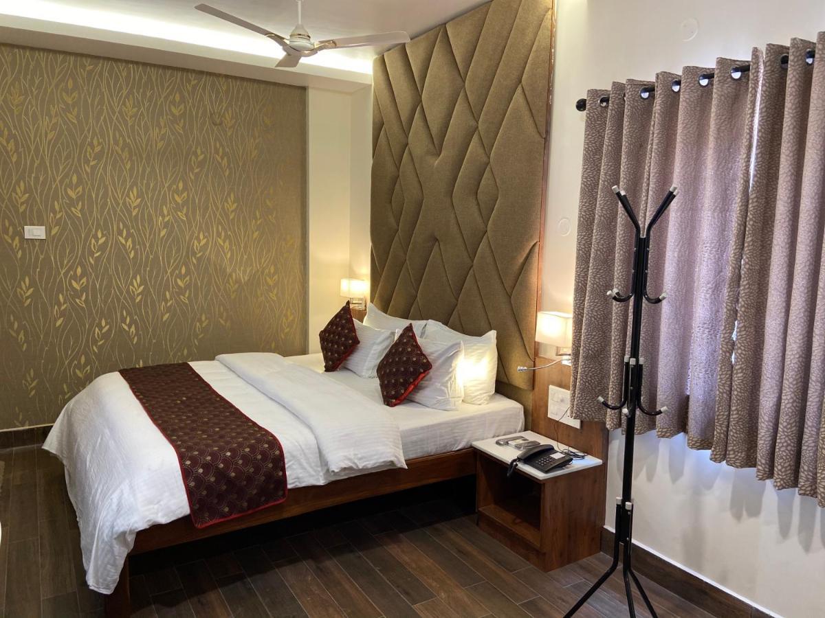 Le Shiv Executive Suite Theni Exterior photo